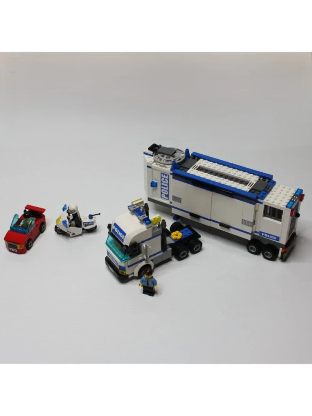 Lego City Mobile Police Unit Set 7288 Complete and with Instructions